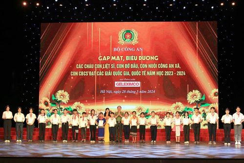 Bộ Công an gặp mặt, biểu dương học sinh tiêu biểu