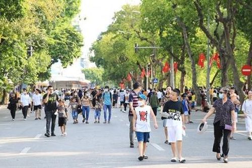 Gần 2,4 triệu lượt khách du lịch đến Hà Nội trong tháng 5