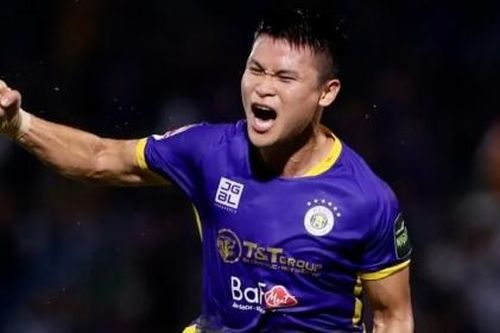 Đại gia V-League chi 7 tỷ hỏi mua tiền đạo tuyển Việt Nam