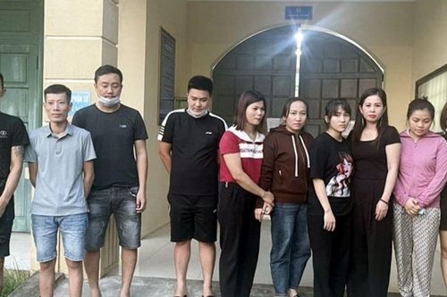 Hà Tĩnh: Khởi tố 11 đối tượng về tội đánh bạc