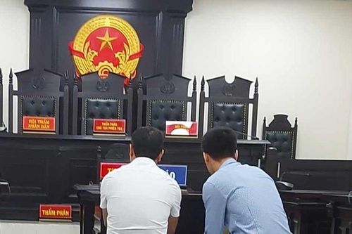 Cán bộ xã lĩnh án vì khiến người dân 'bỗng nhiên được tiền đền bù đất'