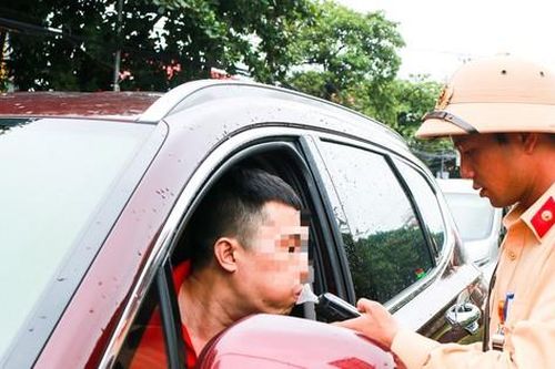 Vi phạm 5 lỗi, một tài xế bị xử phạt gần 52 triệu đồng