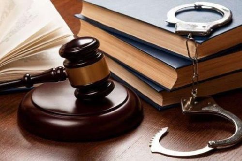 Cựu cán bộ Văn phòng Quốc hội bị truy tố vì lừa đảo doanh nghiệp nước ngoài