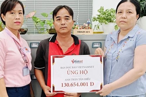 Trao hơn 130 triệu đồng đến anh Trần Tấn Hiếu