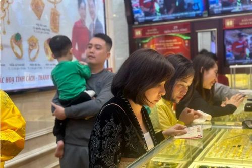 Đánh thuế mua bán vàng để chống đầu cơ, lũng đoạn