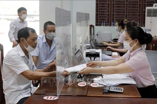 Cử tri đề nghị hỗ trợ các doanh nghiệp tiếp cận nguồn vốn vay ưu đãi