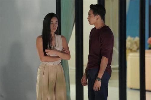 Vừa nhận lương tháng đầu tiên ở công ty mới, tôi rủ bạn trai đi ăn thì anh đã thẳng thừng nói ra một câu bẽ bàng