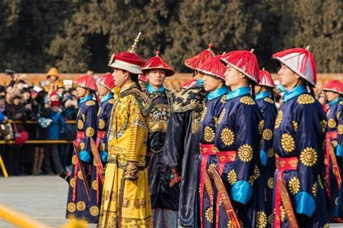 Các hoàng đế cổ đại phải làm gì khi muốn đi vệ sinh? Quá nhiều quy tắc, hầu hết mọi người đều không thể chịu đựng được