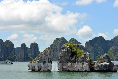 Vịnh Hạ Long là một trong 55 điểm đến đẹp nhất thế giới