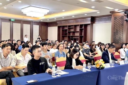 Hàng trăm doanh nghiệp được đào tạo kỹ năng livetream bán hàng