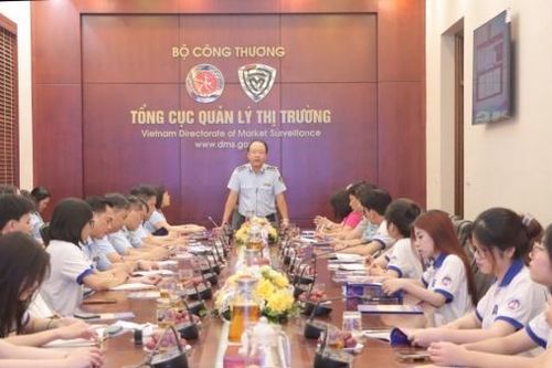 Hơn 60 sinh viên 'nhập vai' Quản lý thị trường đấu tranh với gian lận trên thương mại điện tử