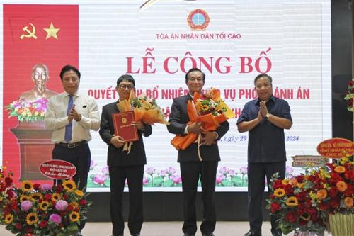 Công bố, trao quyết định bổ nhiệm 2 Phó Chánh án Tòa án nhân dân tỉnh Khánh Hòa
