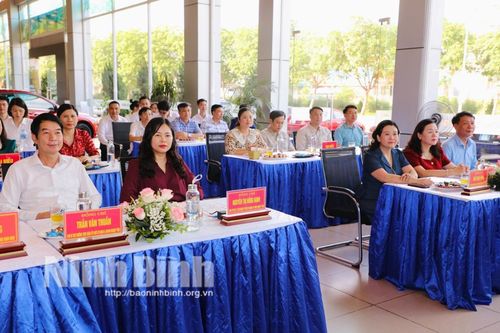 Công bố quyết định thành lập Chi bộ Công ty cổ phần ô tô Thành Công Ninh Bình