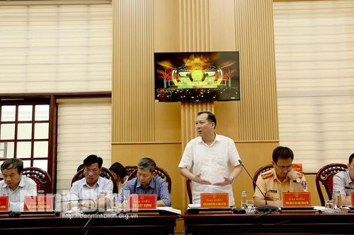 Du khách dự lễ khai mạc Tuần Du lịch được đưa đón miễn phí từ Phố cổ Hoa Lư đến Tam Cốc-Bích Động
