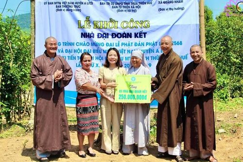 Nhà Đại đoàn kết cho người nghèo vùng biên