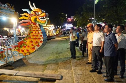 Chấn chỉnh hạn chế, tồn tại trong hoạt động biểu diễn ca Huế trên sông Hương