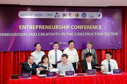 Công bố dự án hỗ trợ hoạt động khởi nghiệp cho sinh viên 7 trường khối kỹ thuật