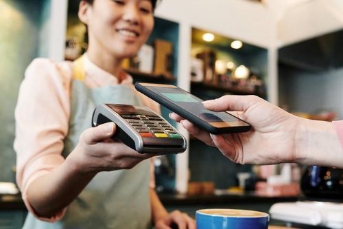 Thúc đẩy thanh toán không dùng tiền mặt tăng trưởng mạnh hơn