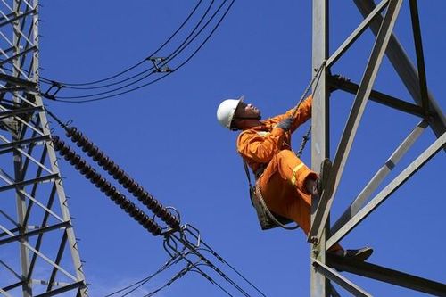 Tiêu thụ điện lần đầu tiên vượt 1 tỷ kWh/ngày, EVN kêu gọi tiết kiệm điện