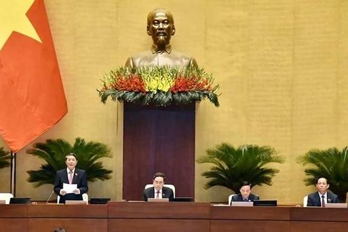 Quốc hội thảo luận về tình hình kinh tế - xã hội và ngân sách nhà nước