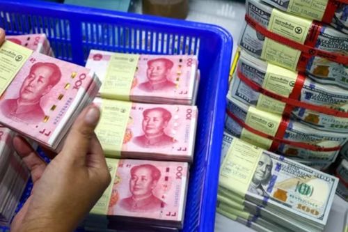 Nhân dân tệ tìm cách thách thức đồng đô la nhưng gặp rào cản từ các thương nhân