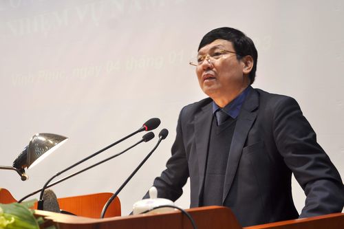 Bãi nhiệm chức vụ Chủ tịch UBND tỉnh Vĩnh Phúc