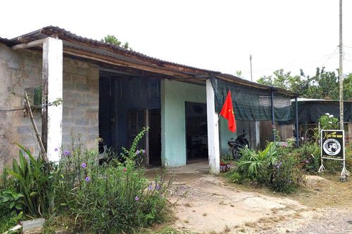 Dự án khu công nghiệp trên giấy, dân chịu cảnh sống 'treo'