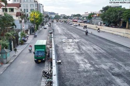 Cận cảnh hơn 1 km đường Âu Cơ mở rộng chuẩn bị thông xe
