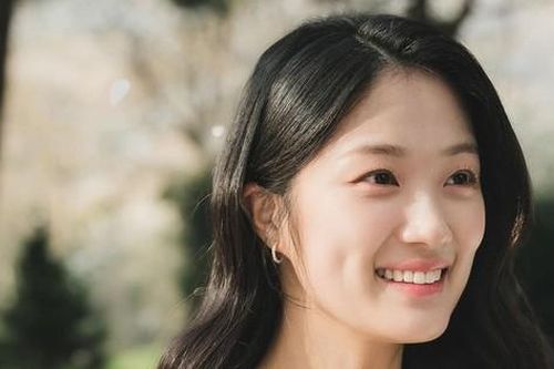 Lovely Runner: Kim Hye Yoon tiết lộ lý do không tham gia các show tạp kỹ