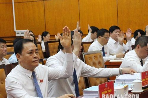 Bãi nhiệm Ủy viên UBND tỉnh đối với cựu Giám đốc Công an Lạng Sơn