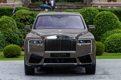 Ảnh thực tế Rolls-Royce Cullinan Series II vừa ra mắt