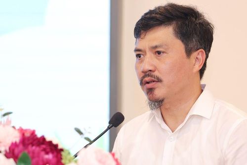 Nhà báo Lê Xuân Thành: 'Dế Mèn' luôn tìm kiếm sự tươi mới