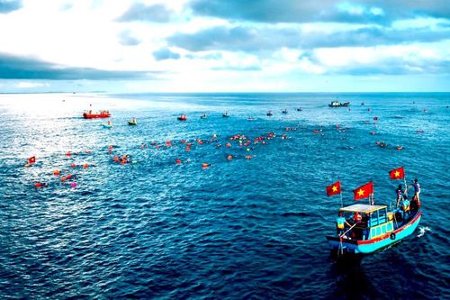 Giải Bơi vượt biển Lý Sơn Cross Island 2024