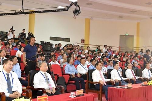 Tận dụng công nghệ đem lại sự thay đổi mạnh mẽ cho người làm phát thanh
