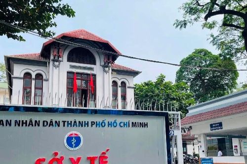 'Siết' giám sát sau kiểm tra, xử lý vi phạm về quảng cáo trong lĩnh vực y tế tại TP HCM