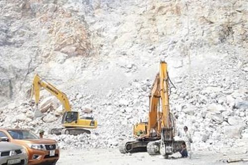 Xử phạt doanh nghiệp khai thác khoáng sản ngoài mốc giới