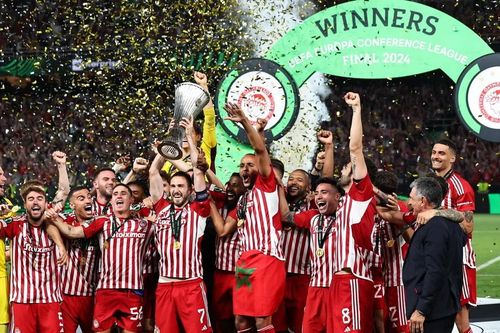 Đánh bại Fiorentina, Olympiacos đi vào lịch sử cúp châu Âu