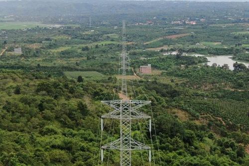 Vụ chồng lấn phạm vi xây dựng ở Đắk Lắk: Di dời trụ điện T20 khỏi vị trí chồng lấn