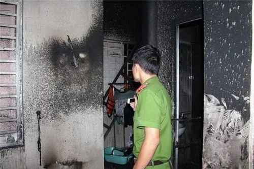 TPHCM: Cháy nhà ở quận Bình Thạnh, 6 người thương vong