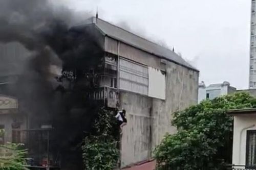 Hà Nội: Nhà trọ bốc cháy ở Hà Đông, 9 người dân may mắn thoát nạn