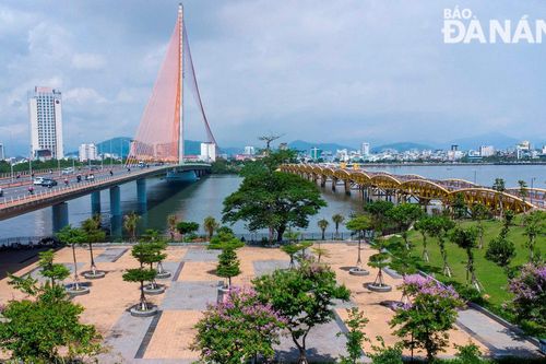 Sẵn sàng khai trương điểm du lịch về đêm trên cầu Nguyễn Văn Trỗi và công viên bờ đông