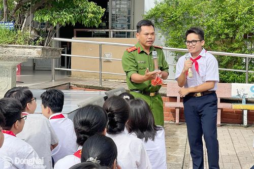 Chủ động ngăn ma túy vào học đường