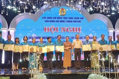 Biểu dương 95 cán bộ, đoàn viên công đoàn tiêu biểu