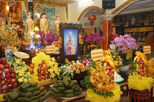 Đà Nẵng: Lễ húy nhật cố Hòa thượng Thích Từ Hoa tại chùa Thuận Thành