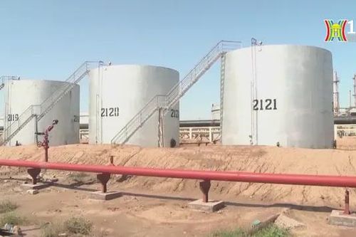 Iran khởi động 32 dự án công nghiệp dầu mỏ