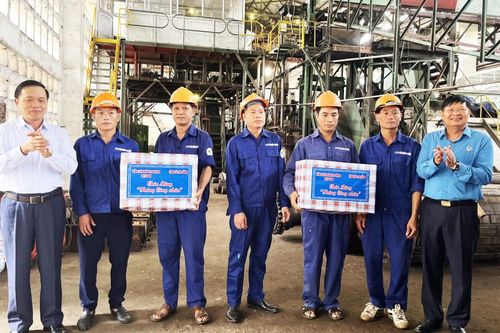 Sôi nổi các hoạt động Tháng công nhân