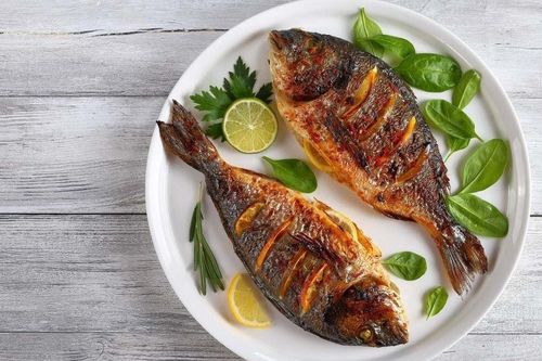 Lý do bạn nên ăn cá hai lần một tuần