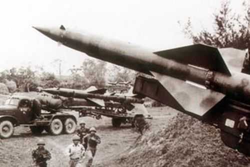 Bài tham dự Cuộc thi viết: 'Kỷ niệm 70 năm Giải phóng Thủ đô: Ký ức tự hào':Tìm về miền ký ức