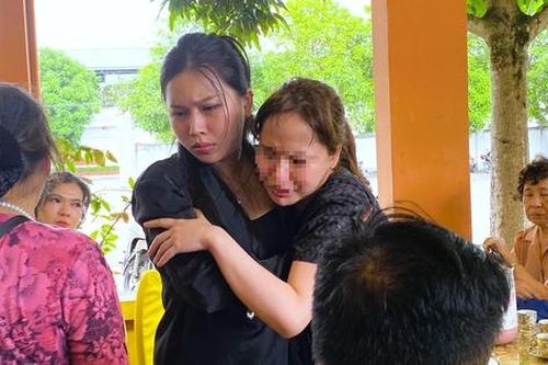 Nỗi đau xé lòng của mẹ bé 5 tuổi bị bỏ quên trên ô tô ở Thái Bình
