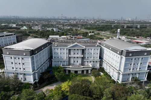 Tương lai của trường Quốc tế Mỹ Việt Nam sau loạt bê bối tài chính
